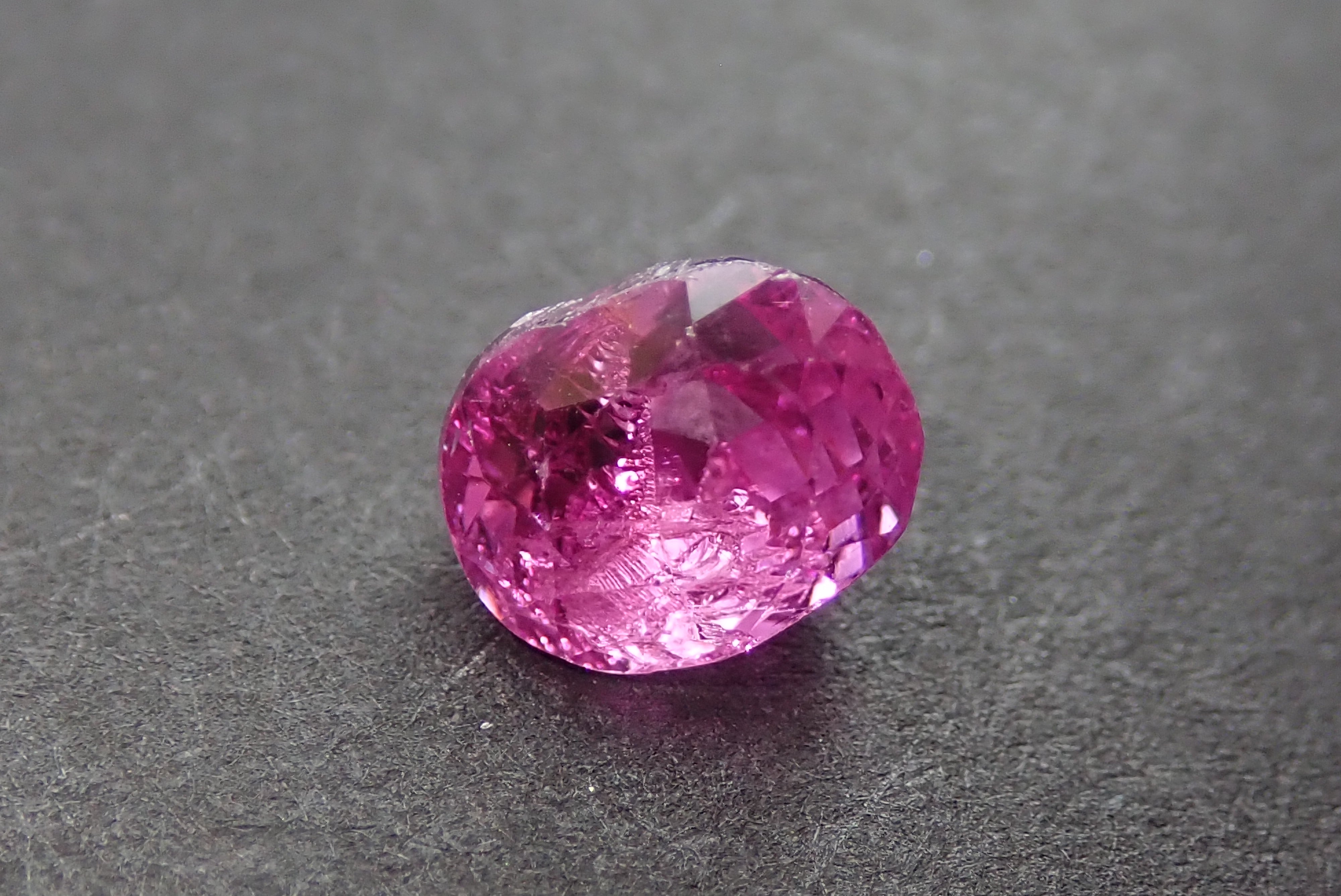 NoHeatピンクサファイア 1.175ct – Shis Color