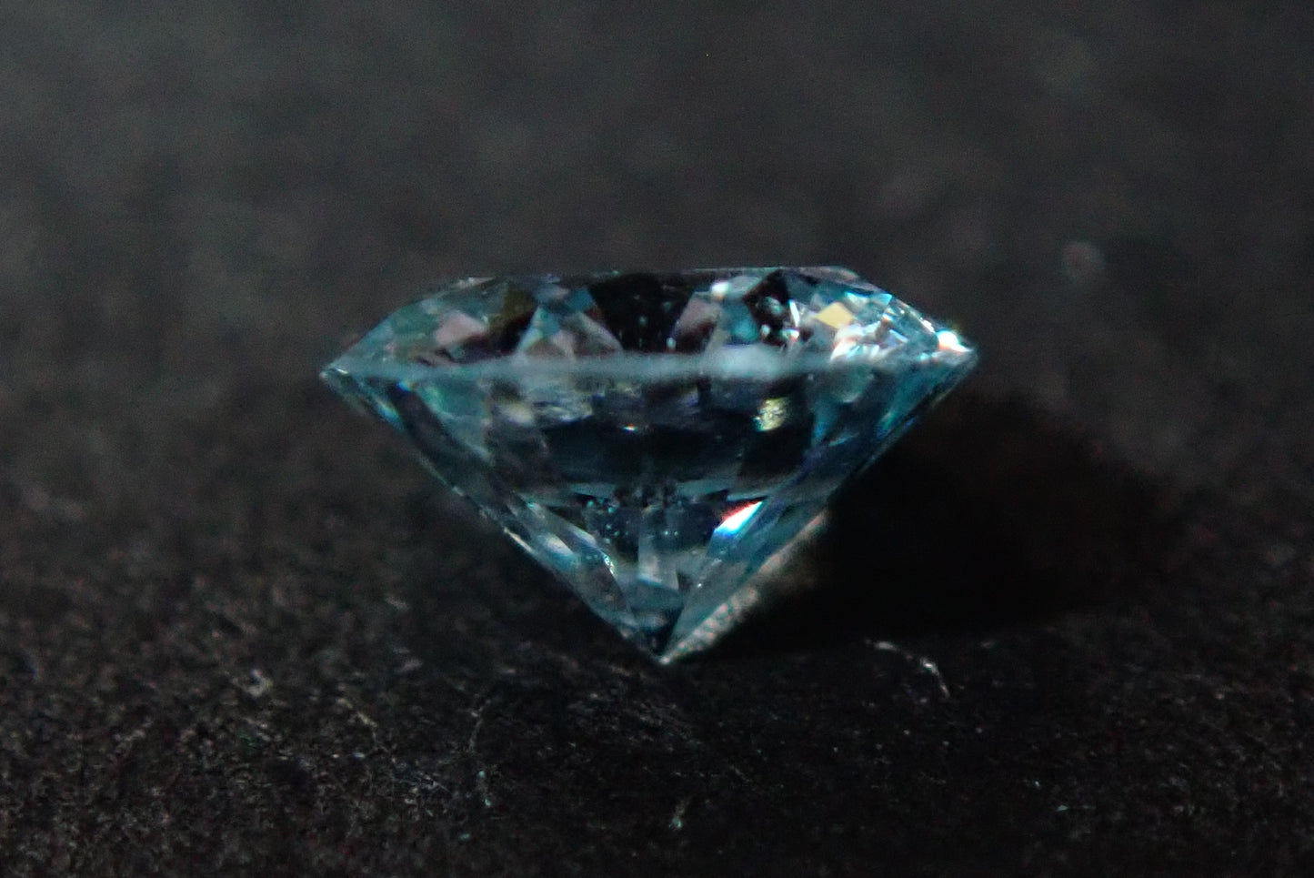 ブルーダイヤモンド 0.110ct