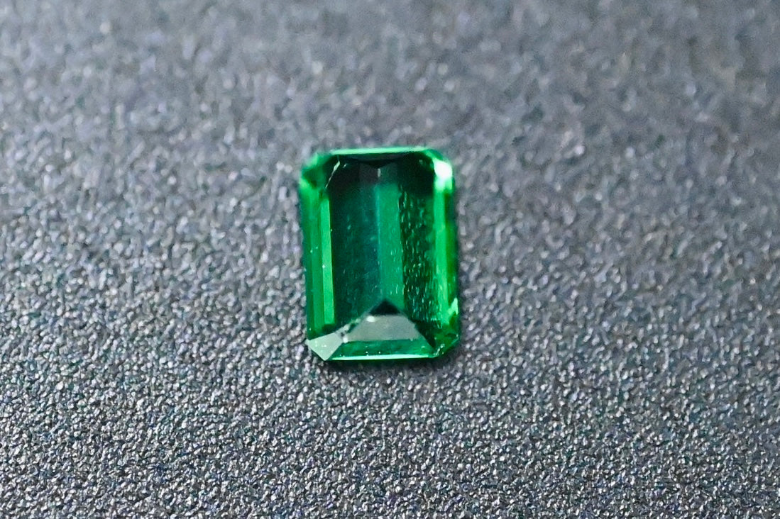 【CGL鑑別書付き】ブラジル産エメラルド 0.235ct