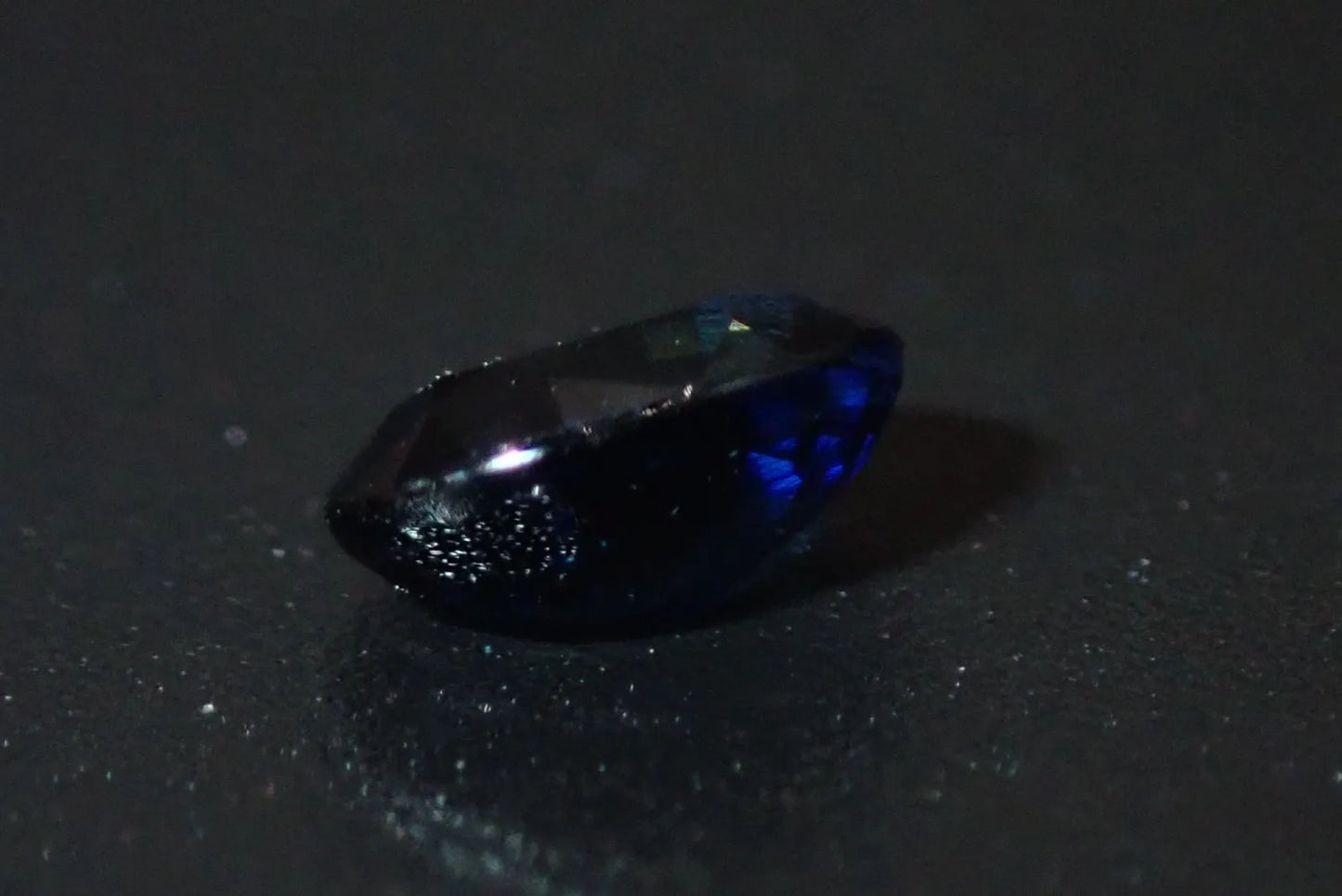 天然サファイア0.479ct 約4×5mm ソーティング付き！