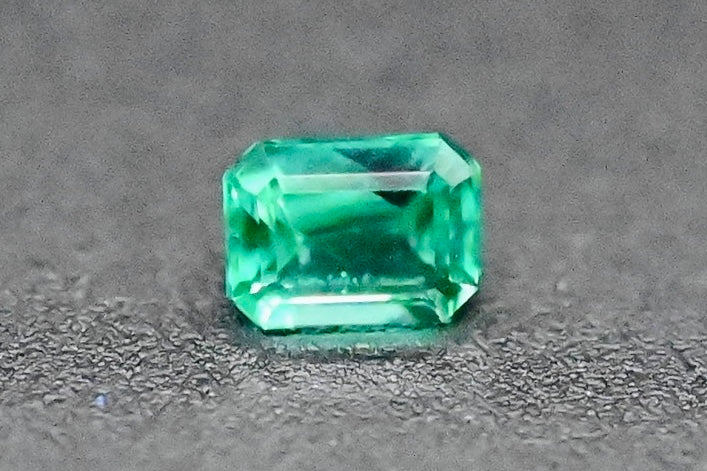 【CGL鑑別書付き】コロンビア産エメラルド0.346ct