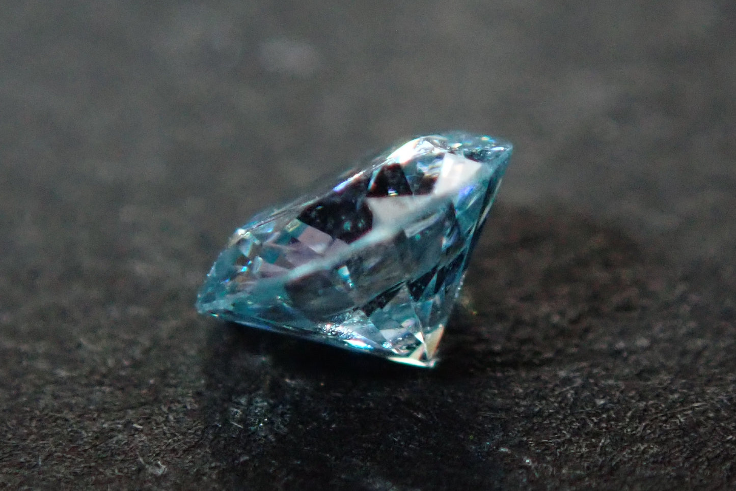ブルーダイヤモンド 0.110ct