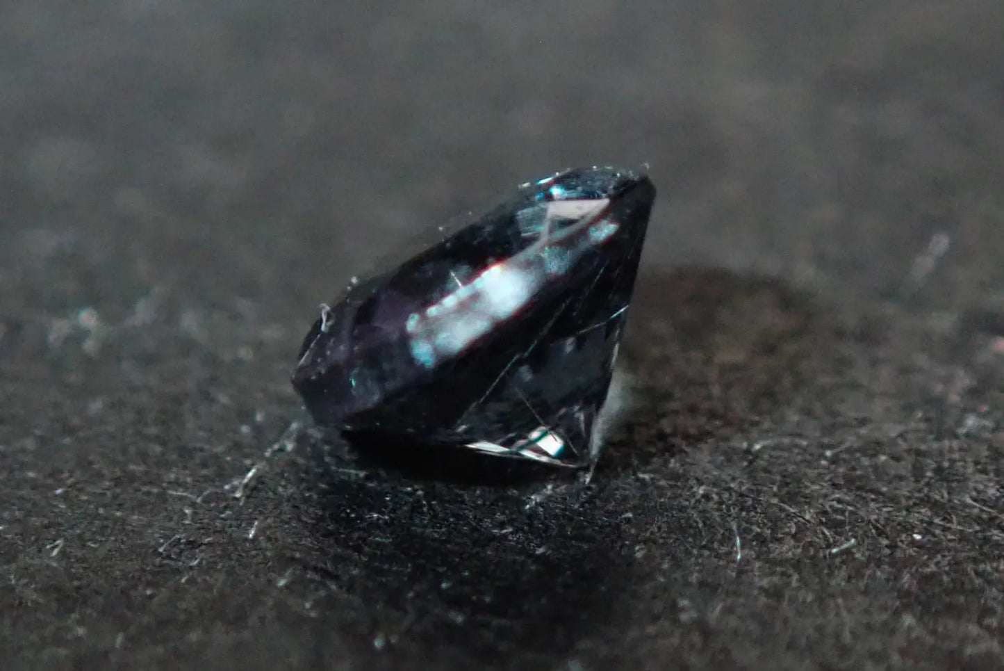 天然カラーチェンジガーネット ルース 0.127ct 約3mm×3mm ソーティング付き！