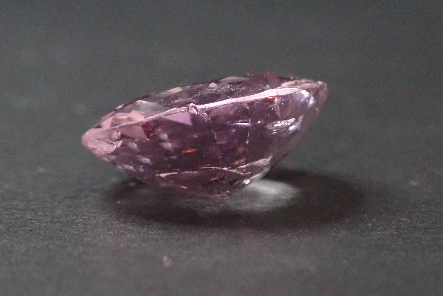 紫ピンクスピネル　7.857ct