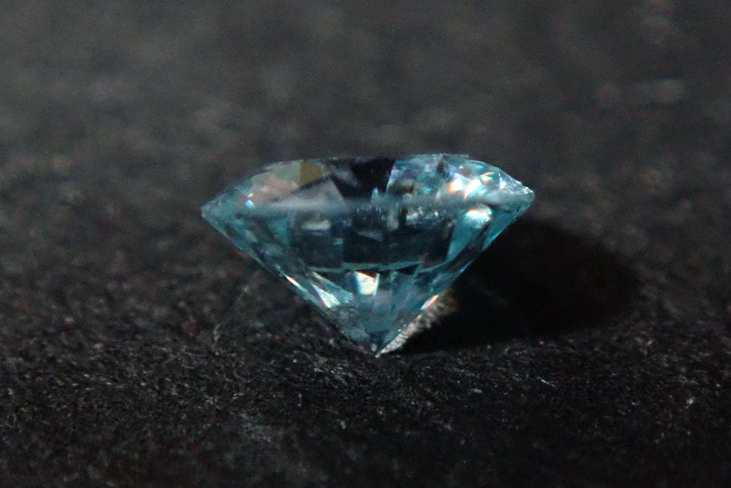 ブルーダイヤモンド 0.087ct