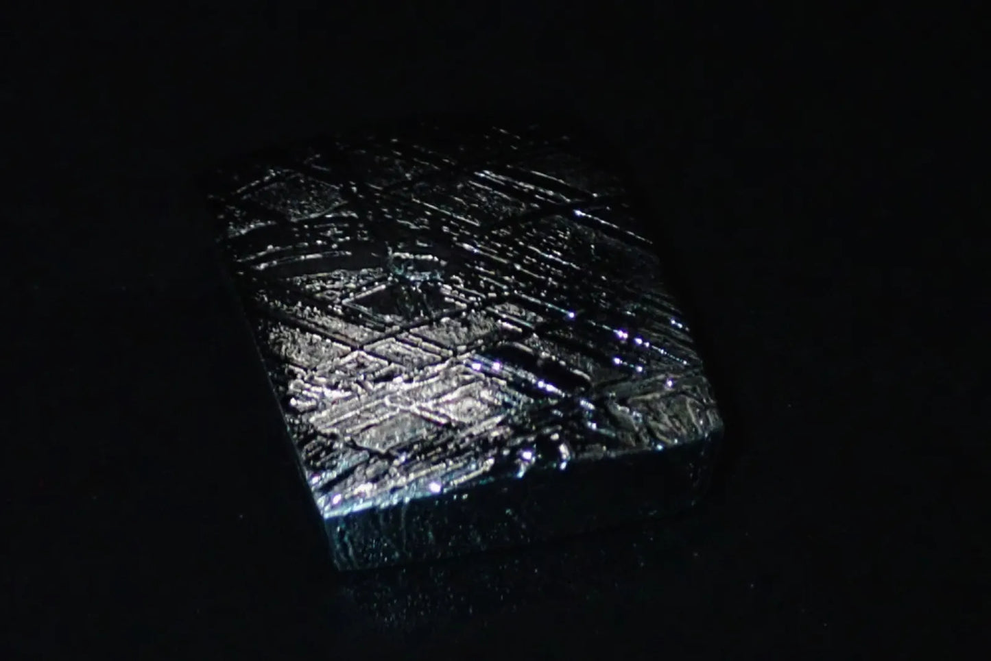 天然ギベオン隕石　23.84ct 約12×15mm