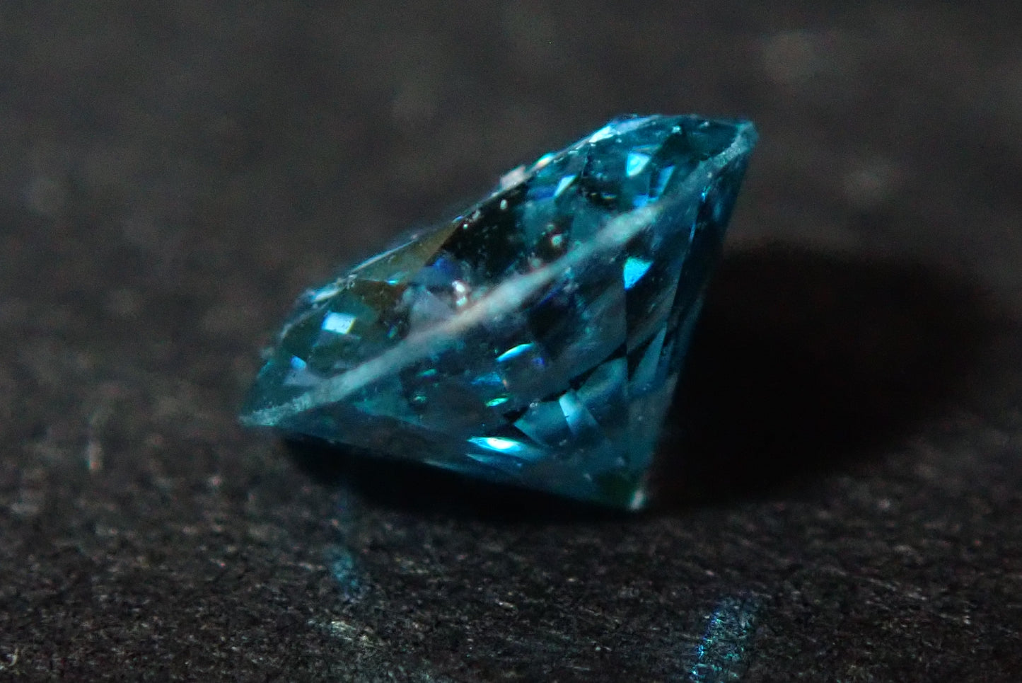ブルーダイヤモンド　0.247ct