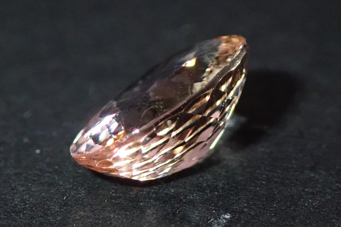 ピンクオレンジインペリアルトパーズ 2.416ct