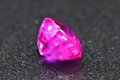 ピンクサファイア　1.501ct