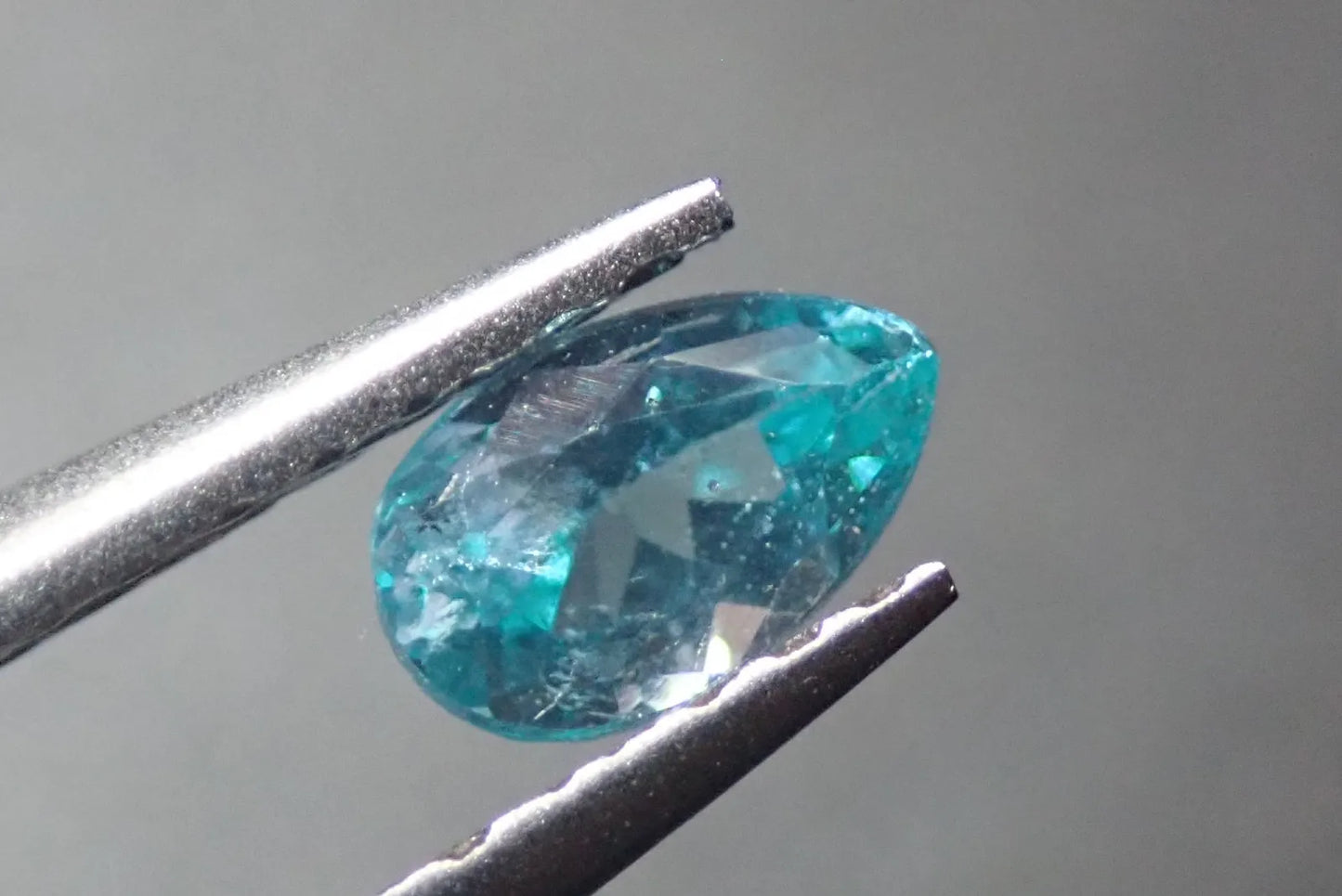 天然アパタイト 0.271ct 約3×5mm ソーティング付き！