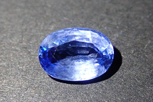 蓝色蓝宝石 1.714 克拉