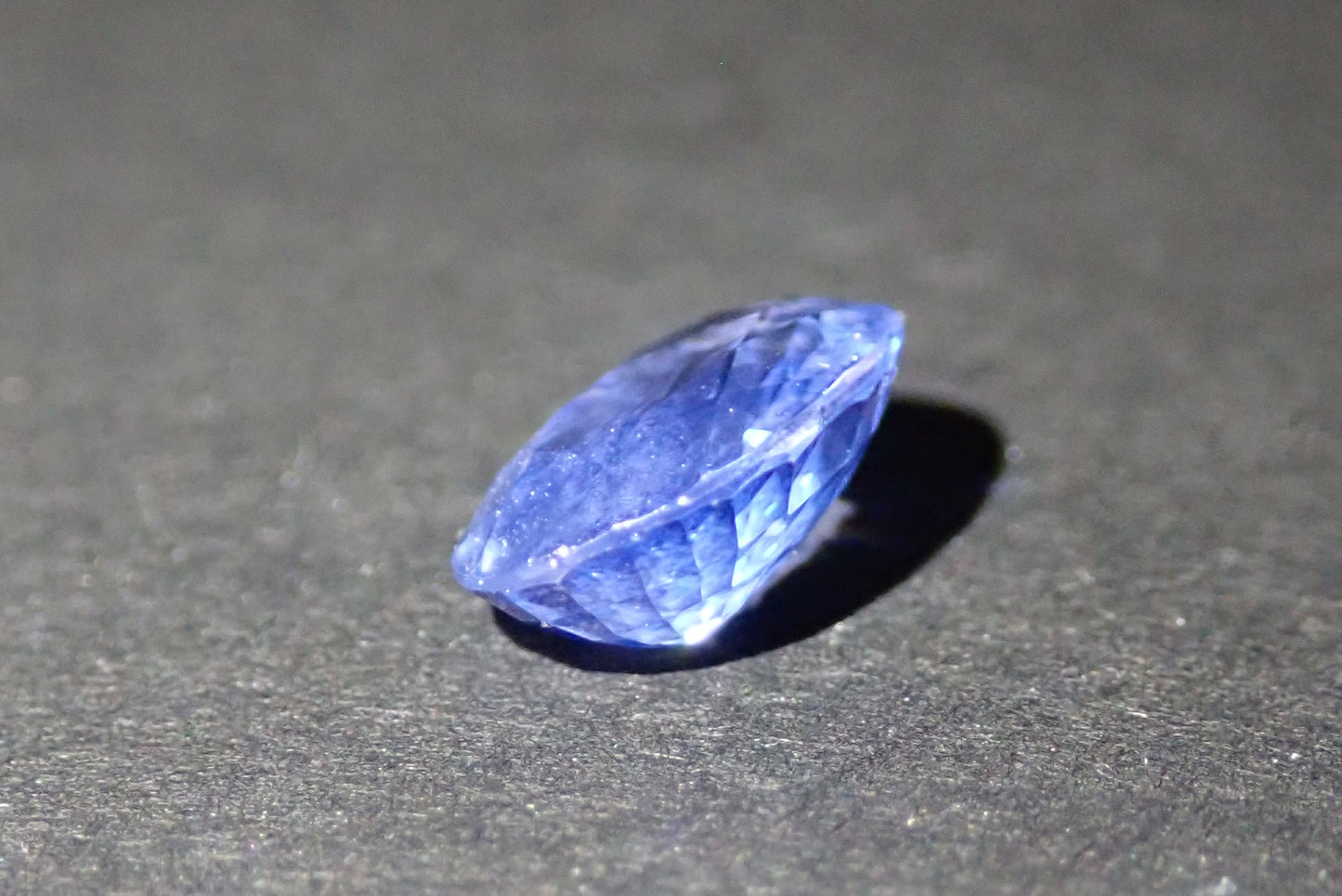 蓝色蓝宝石 1.714 克拉