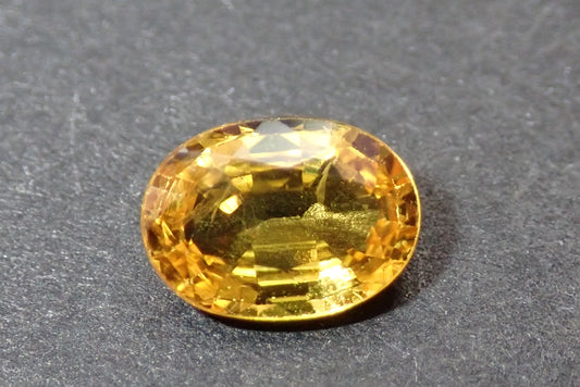 Yellow sapphire 0.944ct