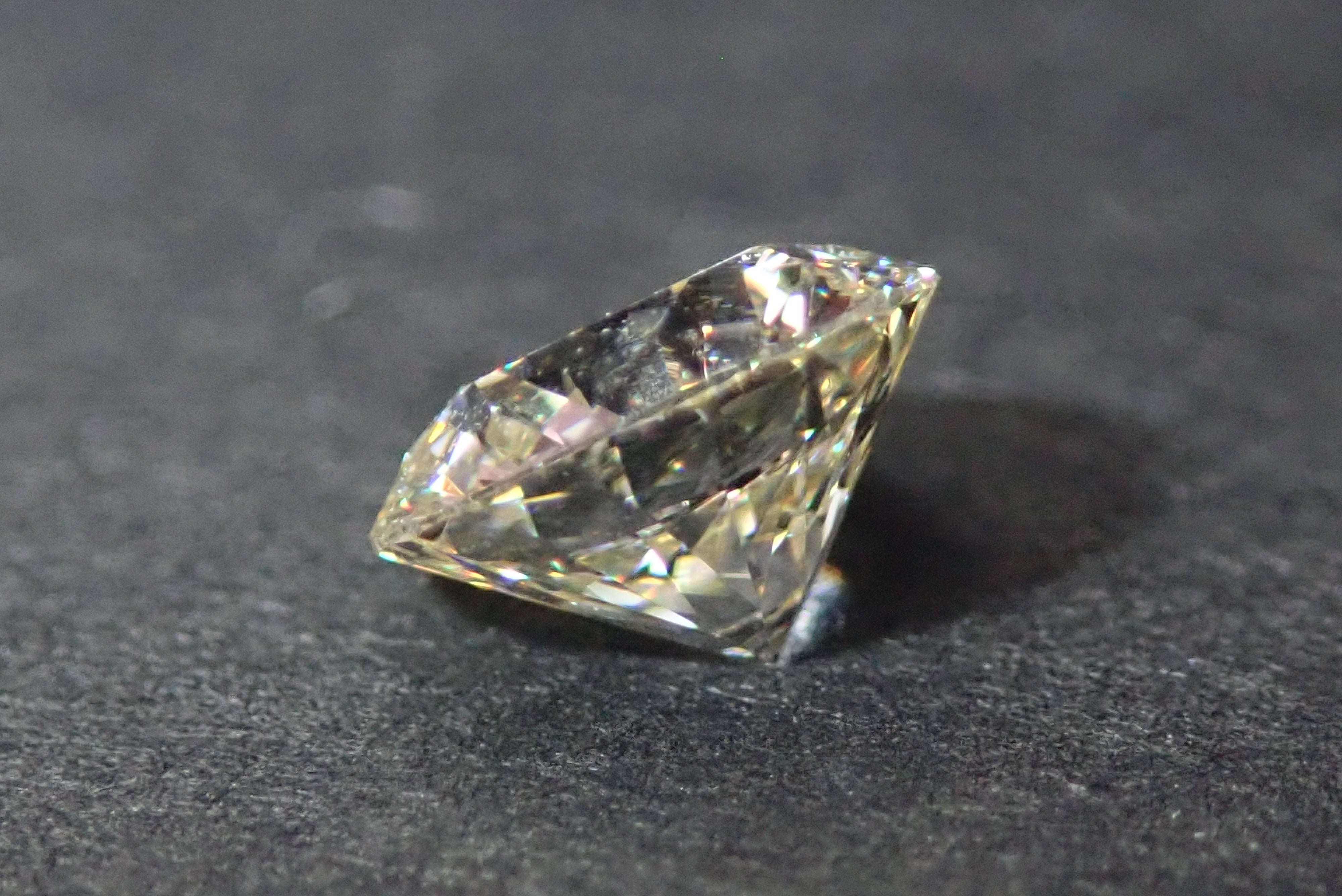 天然イエローダイヤモンド 0.328ct – Shis Color