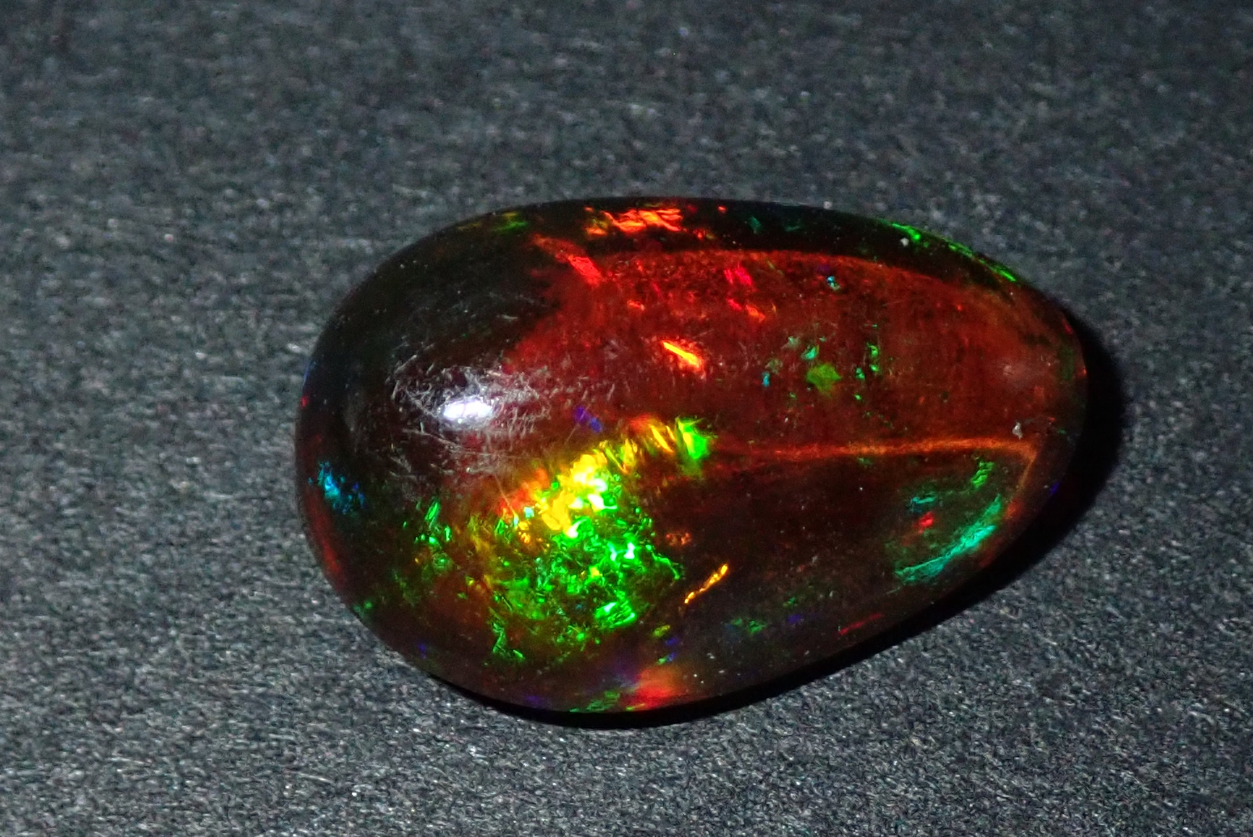 ファイアオパール 2.322ct – Shis Color