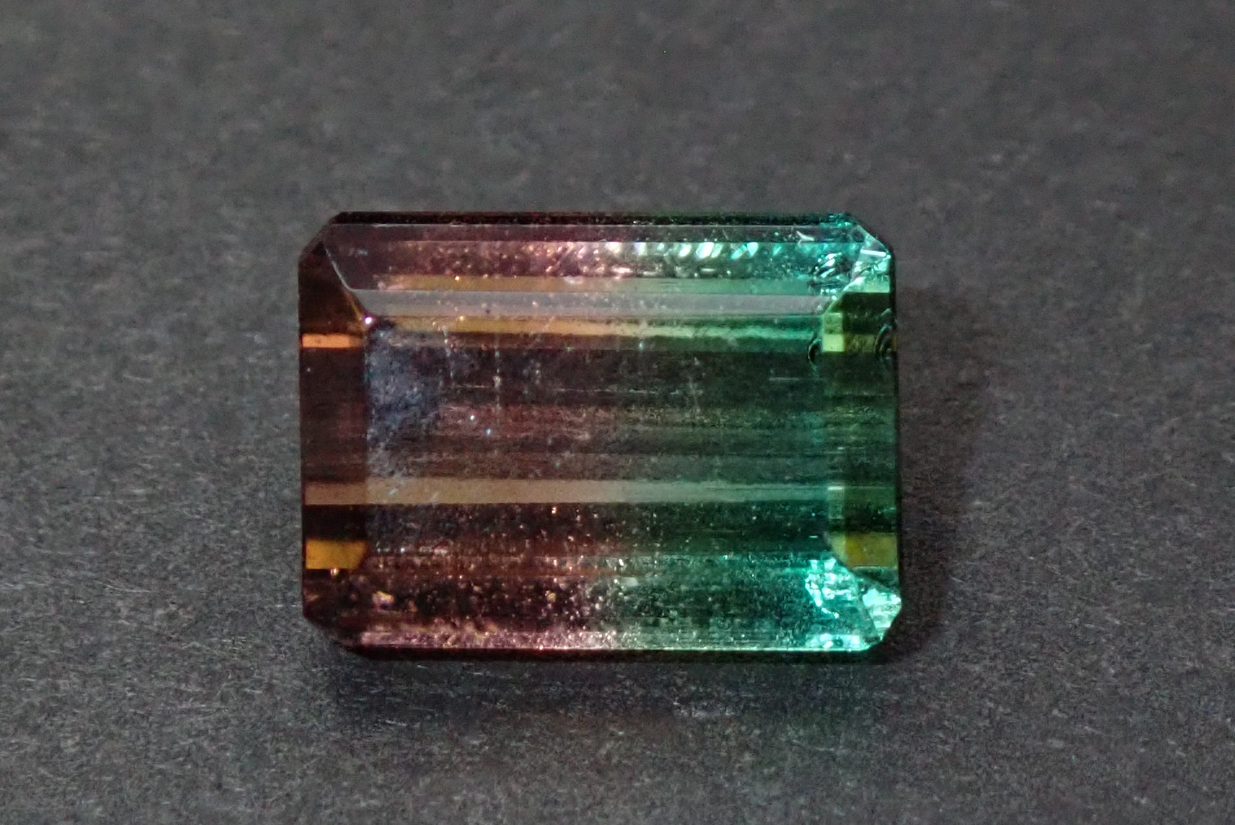 パーティーカラードトルマリン 1.988ct – Shis Color