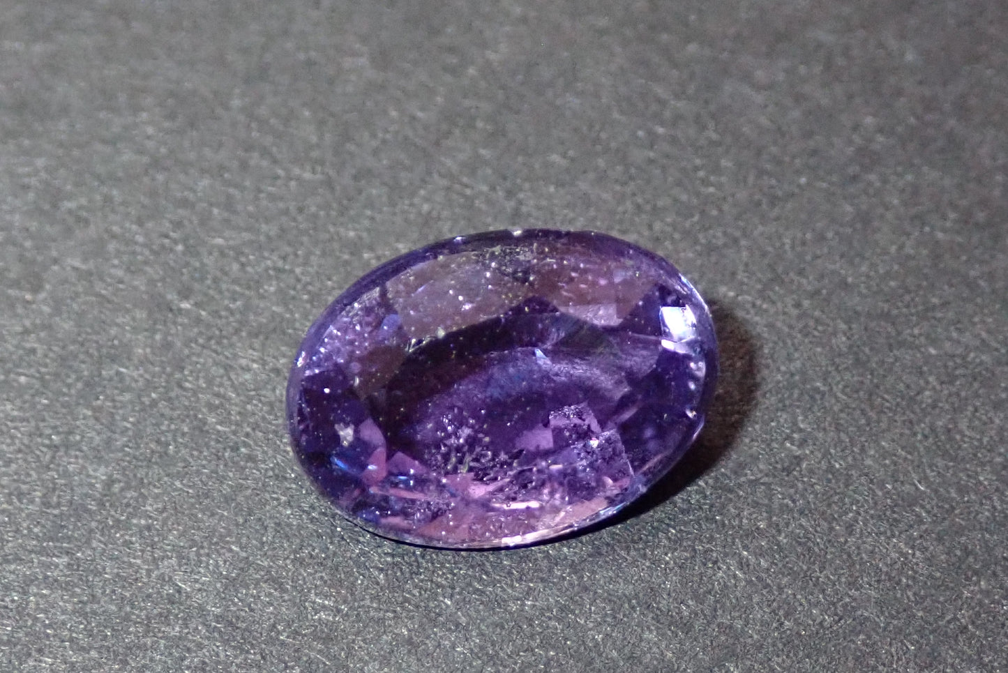 Purple sapphire 1.366ct