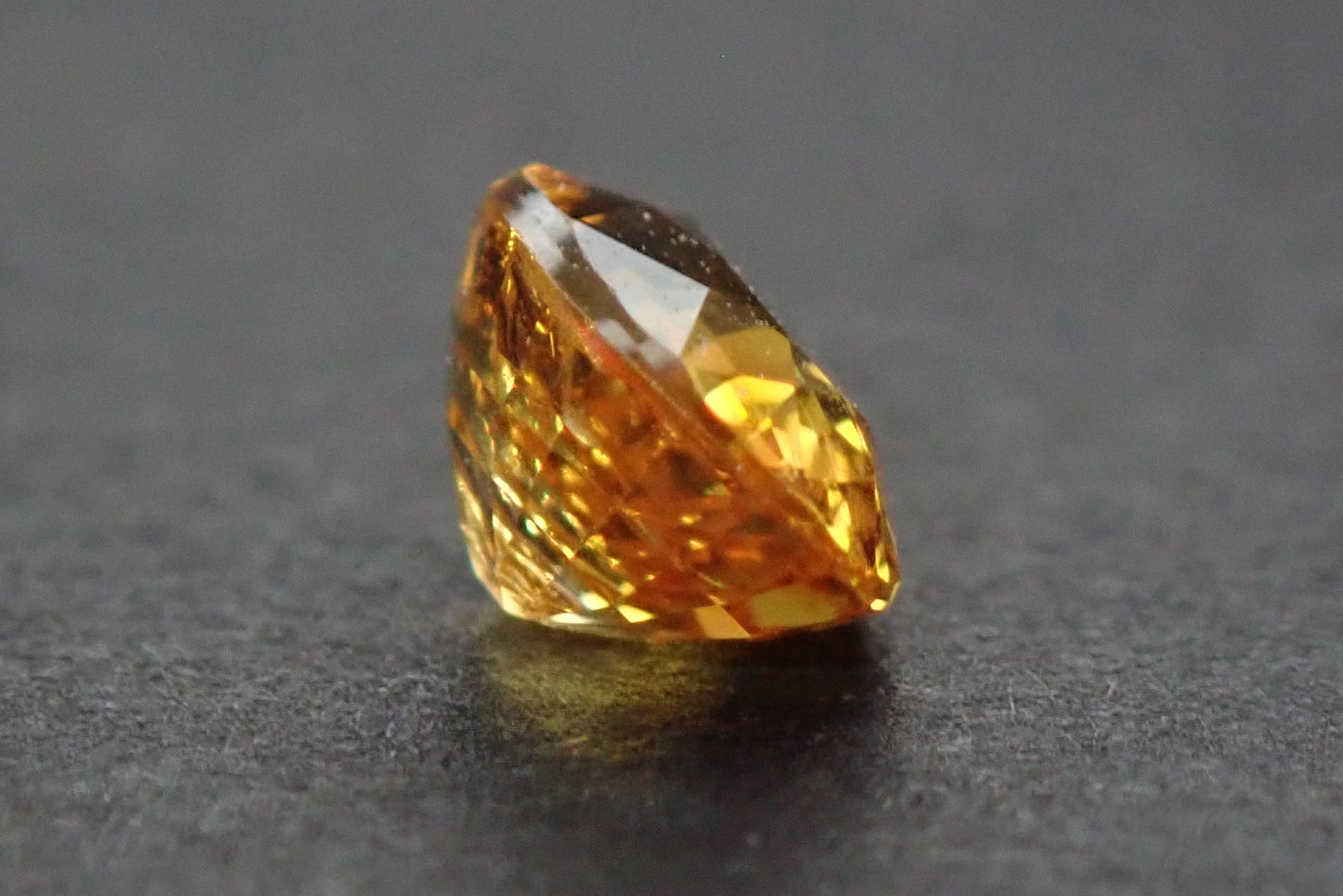 Golden Sapphire 0.613ct