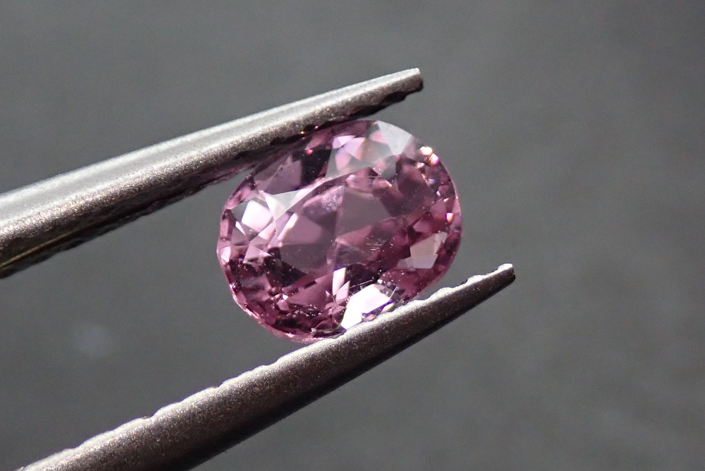 Pink sapphire 0.831ct
