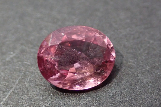 粉色尖晶石 0.813 克拉