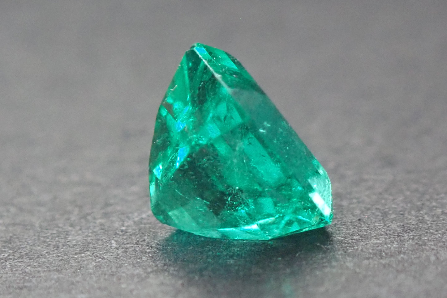 Emerald 0.445ct