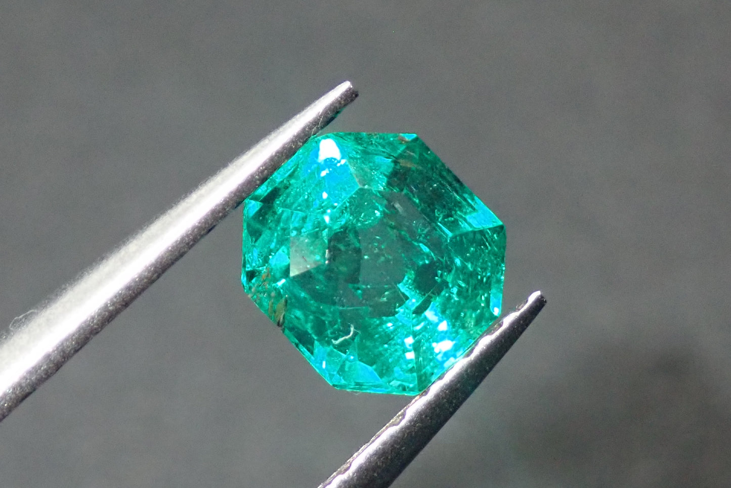 Emerald 0.914ct