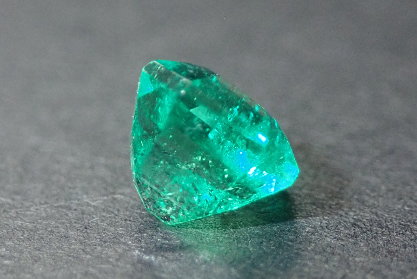 Emerald 0.624ct