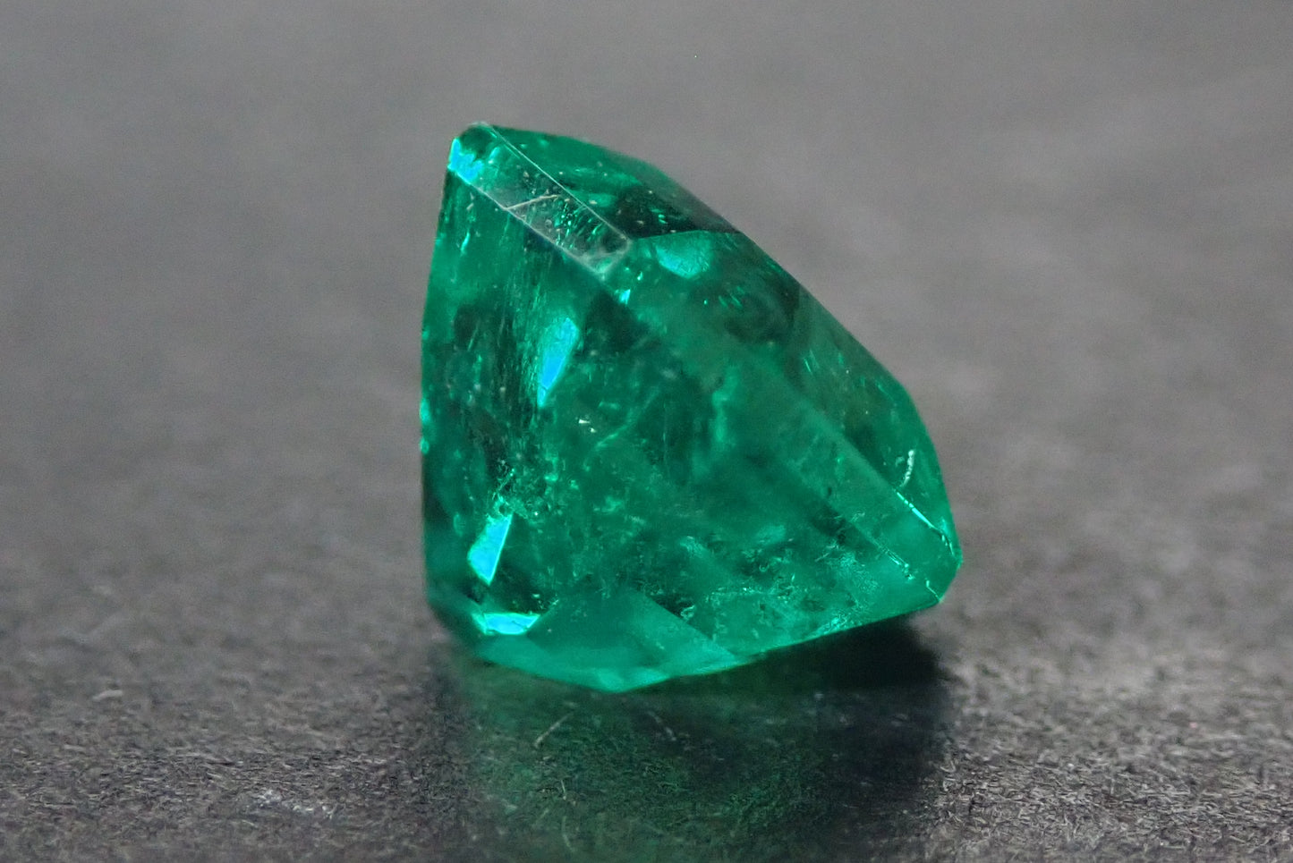 Emerald 0.624ct