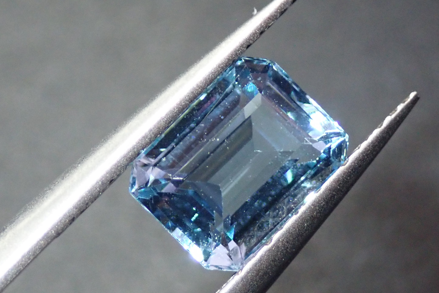 Blue aquamarine 1.741ct