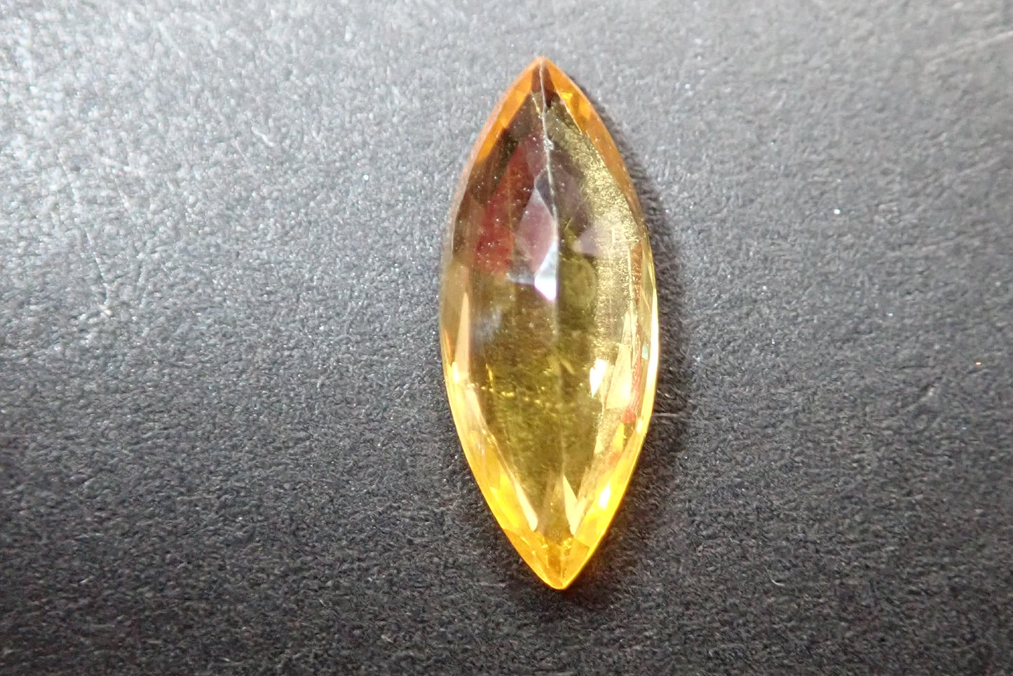 Golden Sapphire 1.301ct