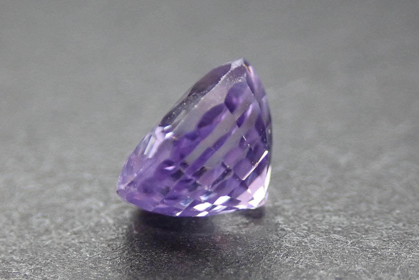 ピンク青紫サファイア　1.308ct